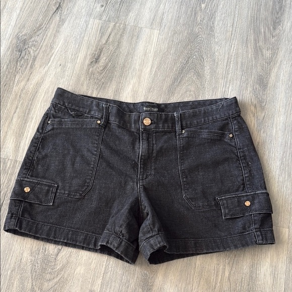 🏴 White House Black market Shorts size 12 - Picture 1 of 7